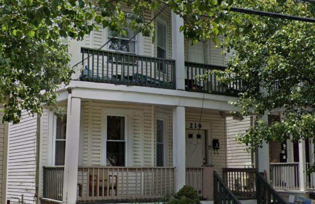 219 Burgess Place - 219 Burgess Place, Passaic, NJ 07055