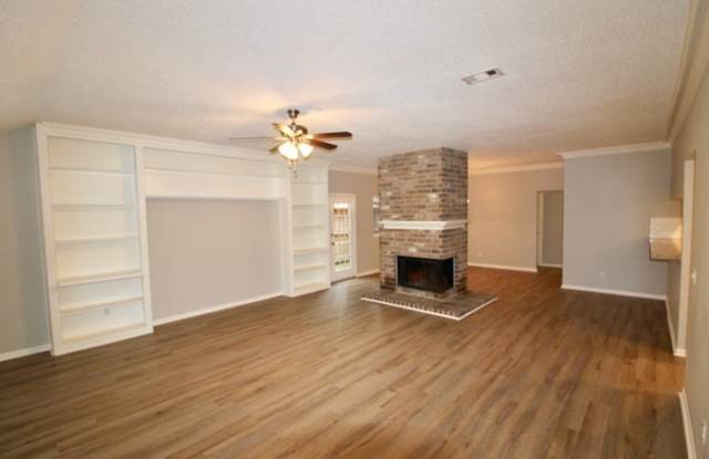 10319 Tablerock Drive Gallery 3