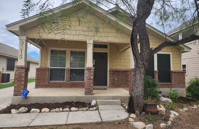 9215 Hilltop Crossing Dr Gallery 1