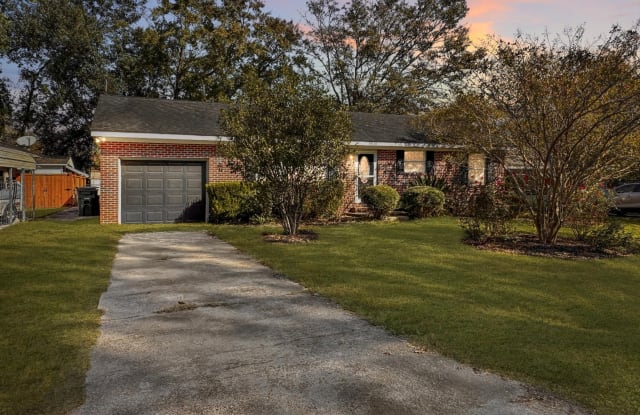 5810 Chaucer Drive - 5810 Chaucer Drive, Hanahan, SC 29410