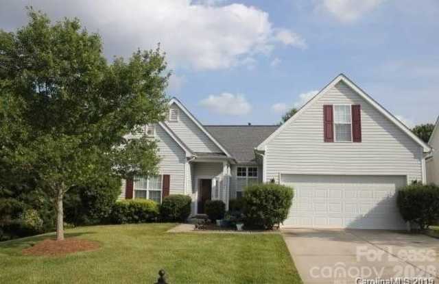 13121 Greencreek Drive Gallery 1
