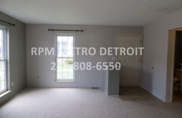 37375 Charter Oaks Blvd. Gallery 4