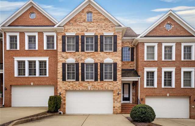 402 Georgetowne Ct photos photos