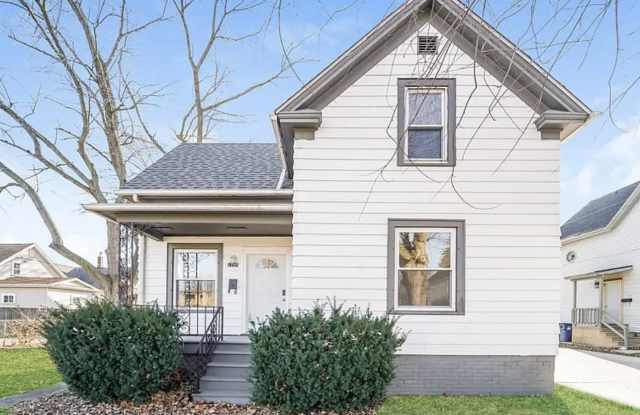 1716 Albert St photos photos