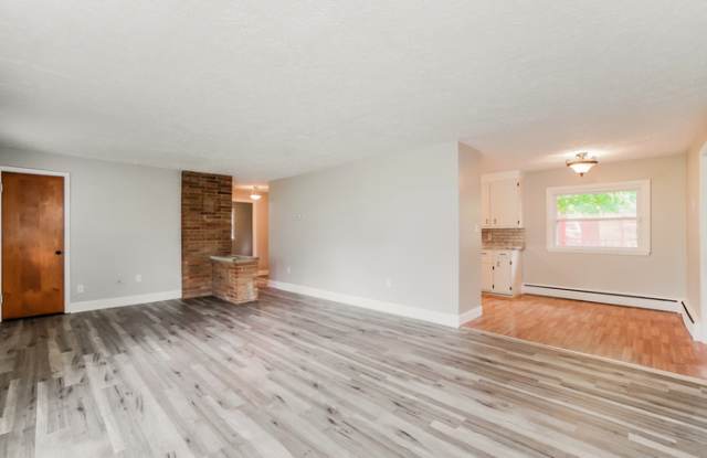 425 Illinois Avenue North Gallery 2
