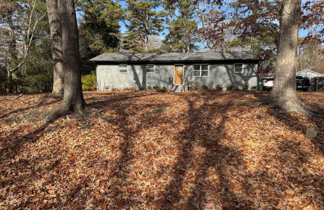 Cute, Renovated, 3BR/2BA Ranch. Large Fully Fenced Backyard photos photos Cute, Renovated, 3BR/2BA Ranch. Large Fully Fenced Backyard photos photos