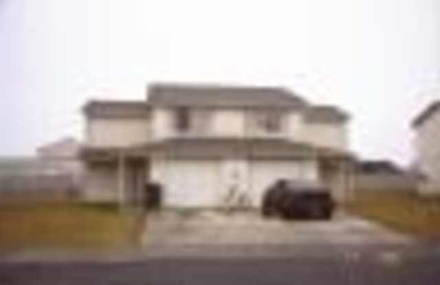 718 SUNBURST CT - 718 Northwest Sunburst Court, Moses Lake, WA 98837