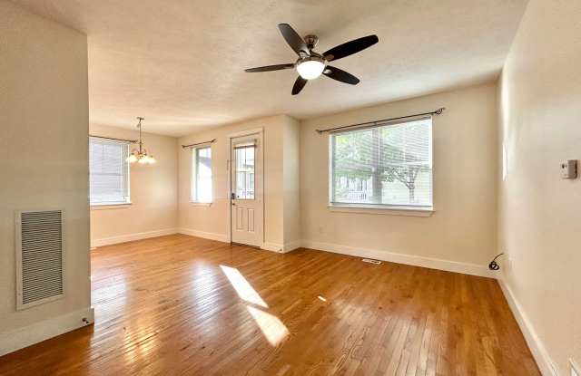 Four Bedroom Home in Eastown GR photos photos
