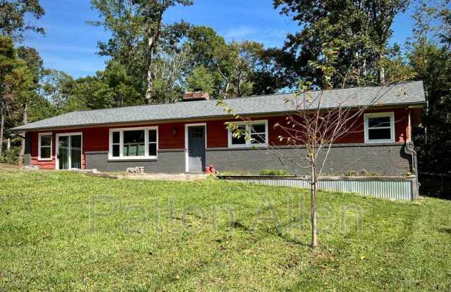 3 Mount Royal Dr - 3 Mount Royal Drive, Royal Pines, NC 28704