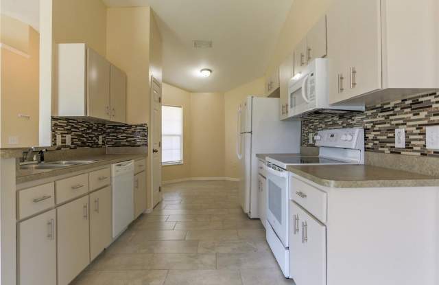 Beautiful 4 Bedroom In SW Ocala photos photos