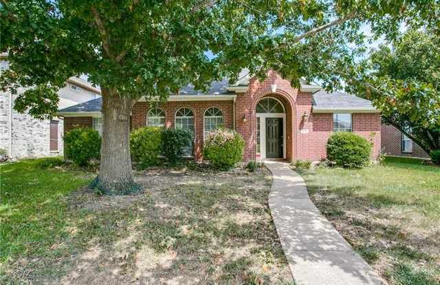 8200 Steamers Lane - 8200 Steamers Lane, Frisco, TX 75035