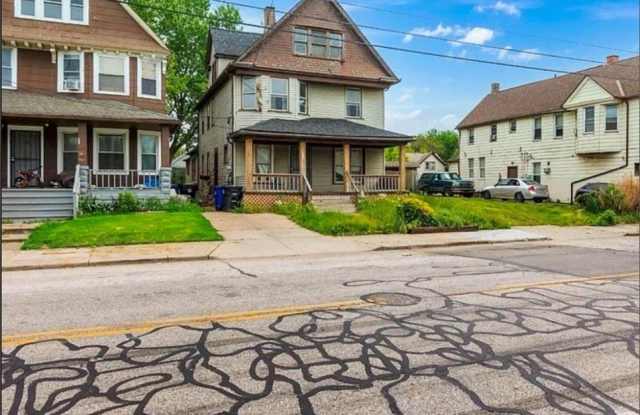 3635 E 49th Street unit: Down photos photos