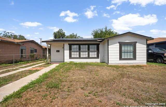 243 W Jewell St photos photos