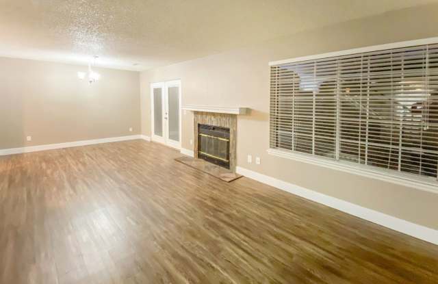 12737 Elm St. Gallery 3