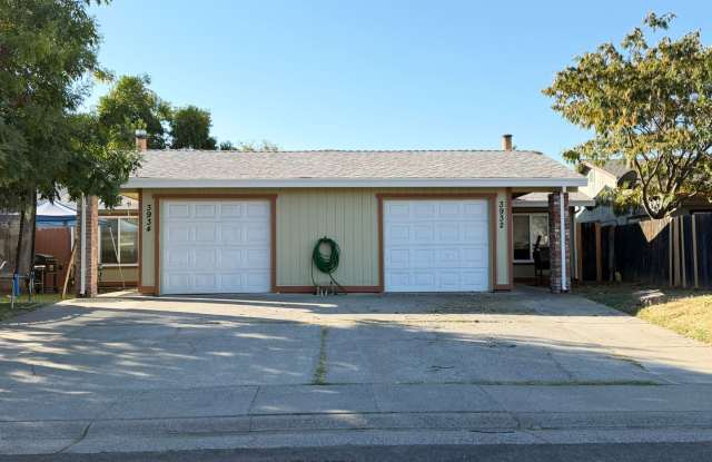3932 Renick Way Gallery 1