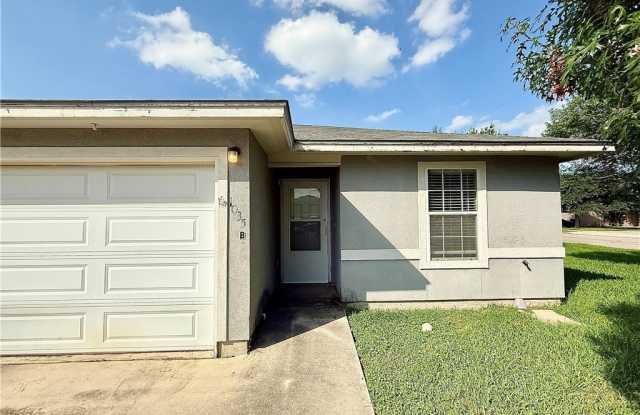 1035 Helen Drive photos photos
