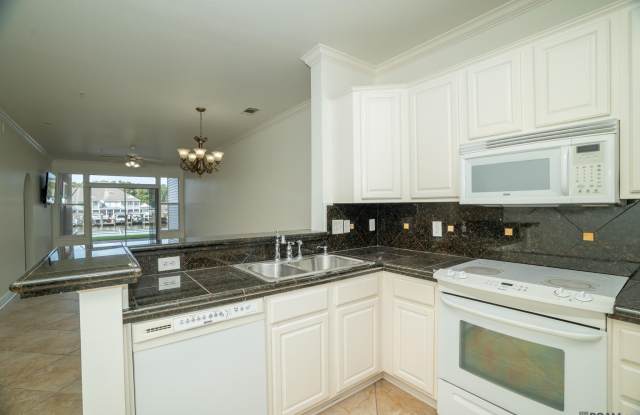 12386 River Highlands Gallery 3