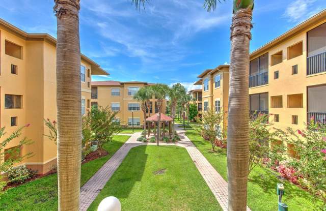 4323 BAYSIDE VILLAGE DRIVE 312 - 4323 Bayside Village Dr, Town 'n' Country, FL 33615