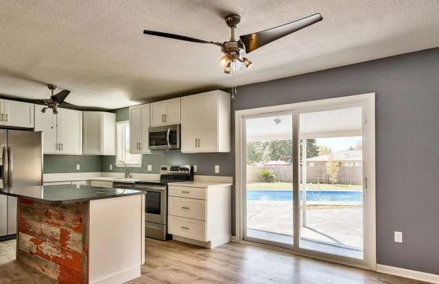 3 Bedroom Home with pool in Destin on Kelly Street! photos photos