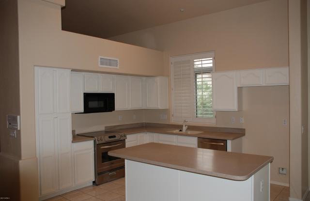 13762 W Virginia Circle Gallery 2