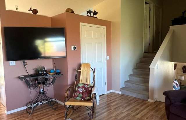 Furnished 4-Bedroom, 3-Bath Home with Spacious Backyard for rent from 10/15/26 to 4/30/26 Gallery 4