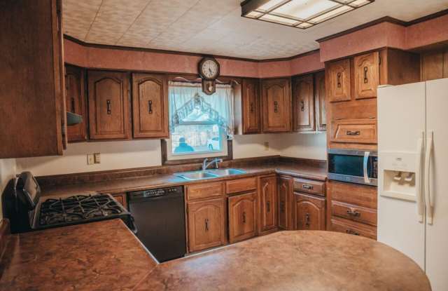 PRELEASING for AUGUST - 2026 photos photos