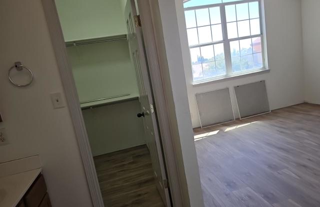 10785 Pleasant Hills Drive Gallery 4