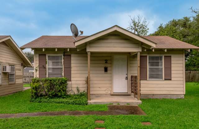 700 Gray Street - 1 photos photos