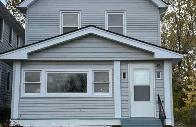 3bd Single Lee/Harvard Vouchers Only photos photos