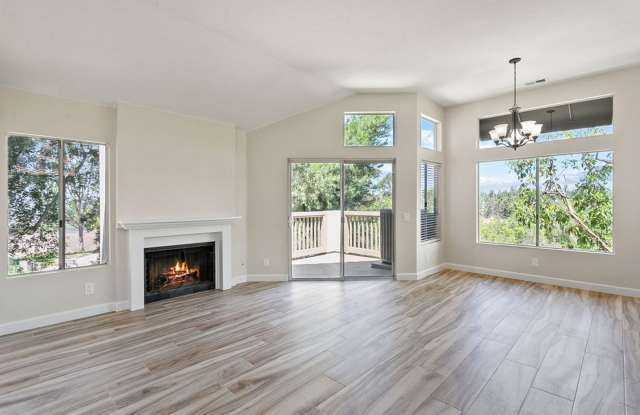 Beautiful End Unit Condo with Overlook of Park and Canyon! photos photos