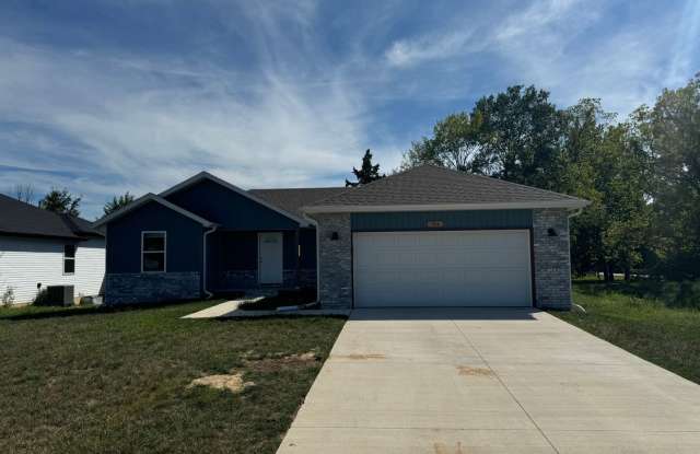 Great home in Strafford! Gallery 1