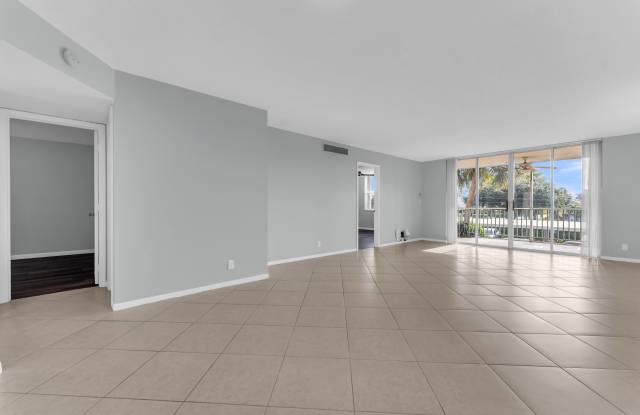 931 Gardenia Drive Gallery 2