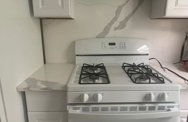 113 Fellsway - 113 Fellsway West, Medford, MA 02155