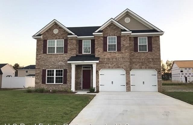 756 English Oak Drive - 756 English Oak Drive, Hinesville, GA 31313
