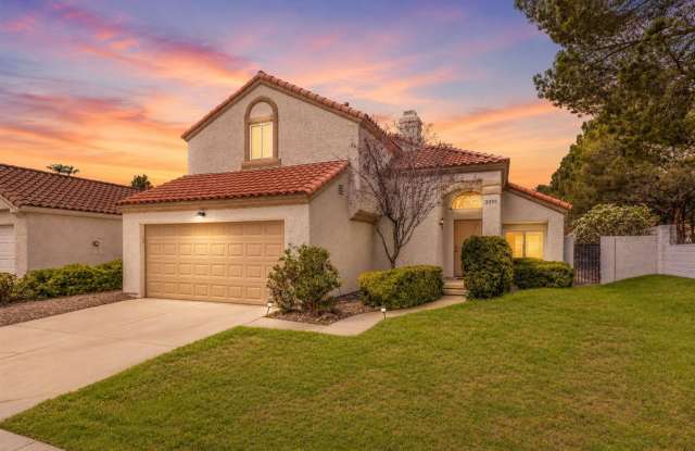 Contemporary 4bd Home with Expansive Spaces and Designer Details photos photos Contemporary 4bd Home with Expansive Spaces and Designer Details photos photos