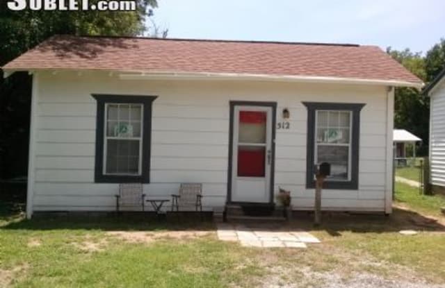 512 Se 45th St - 512 Southeast 45th Street, Oklahoma City, OK 73129