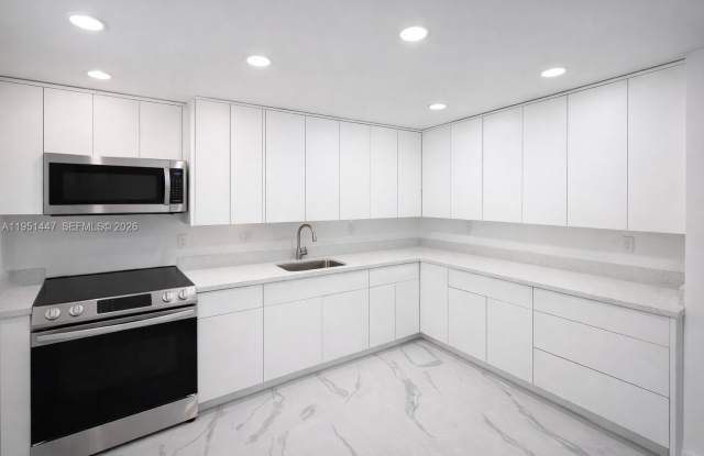 236 NE 55th Ter photos photos