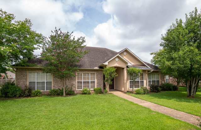 ***Large 4/2.5 in Westpoint*** Gallery 4