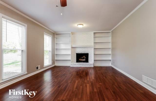 677 Bruce Way Southwest Gallery 2