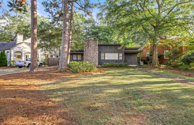 476 Milledge Circle - 476 Milledge Circle, Athens, GA 30606