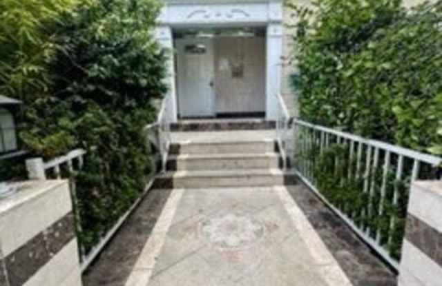 137 S Crescent Dr Gallery 4