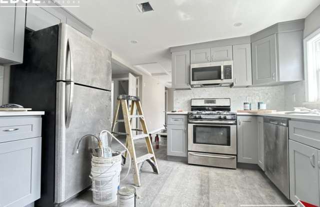 16 Long Ave. photos photos