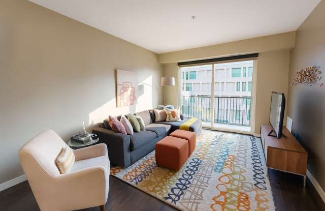 222 Hennepin photos photos