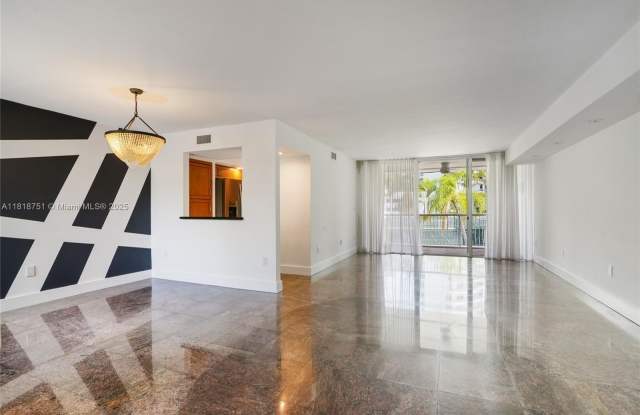 3769 NE 209th Ter photos photos