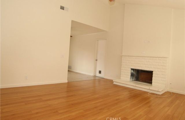 2049 E Mount Vernon Avenue Gallery 3