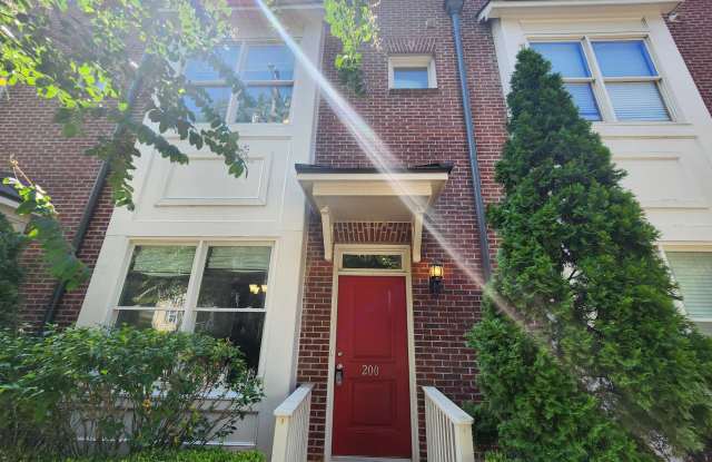 200 Marion Place Northeast photos photos