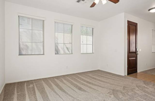 4256 East Carla Vista Drive Gallery 4