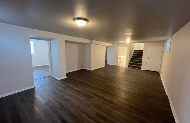 Non-Refundable  Security Deposit Total: $1400.00 - 801 South 13th Avenue, Yakima, WA 98902