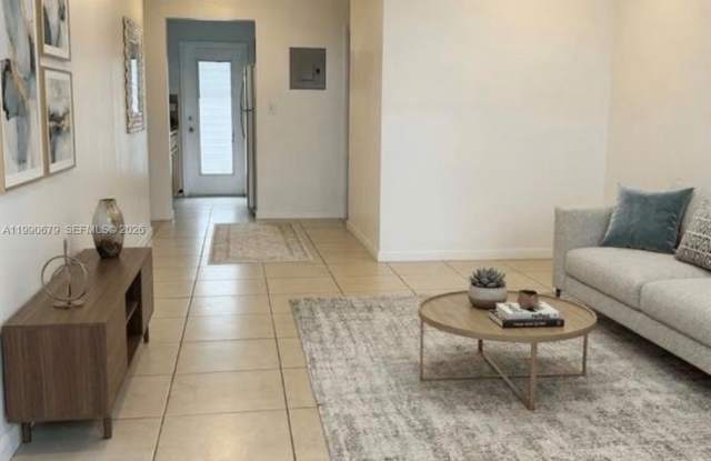 934 Meridian Ave photos photos