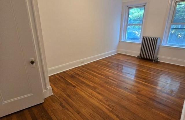 Coolidge Corner 2bed for $2700 - Parking available for rent! photos photos